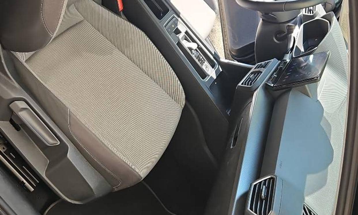 Seat LEON — photo 16