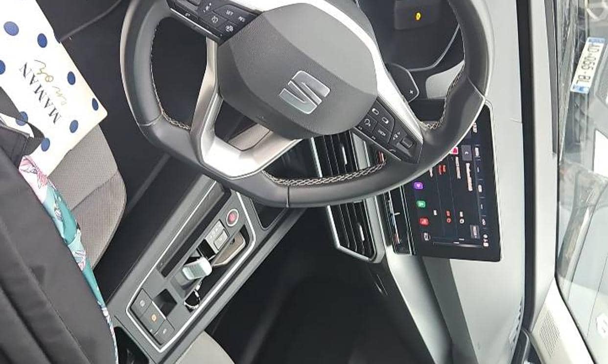 Seat LEON — photo 17