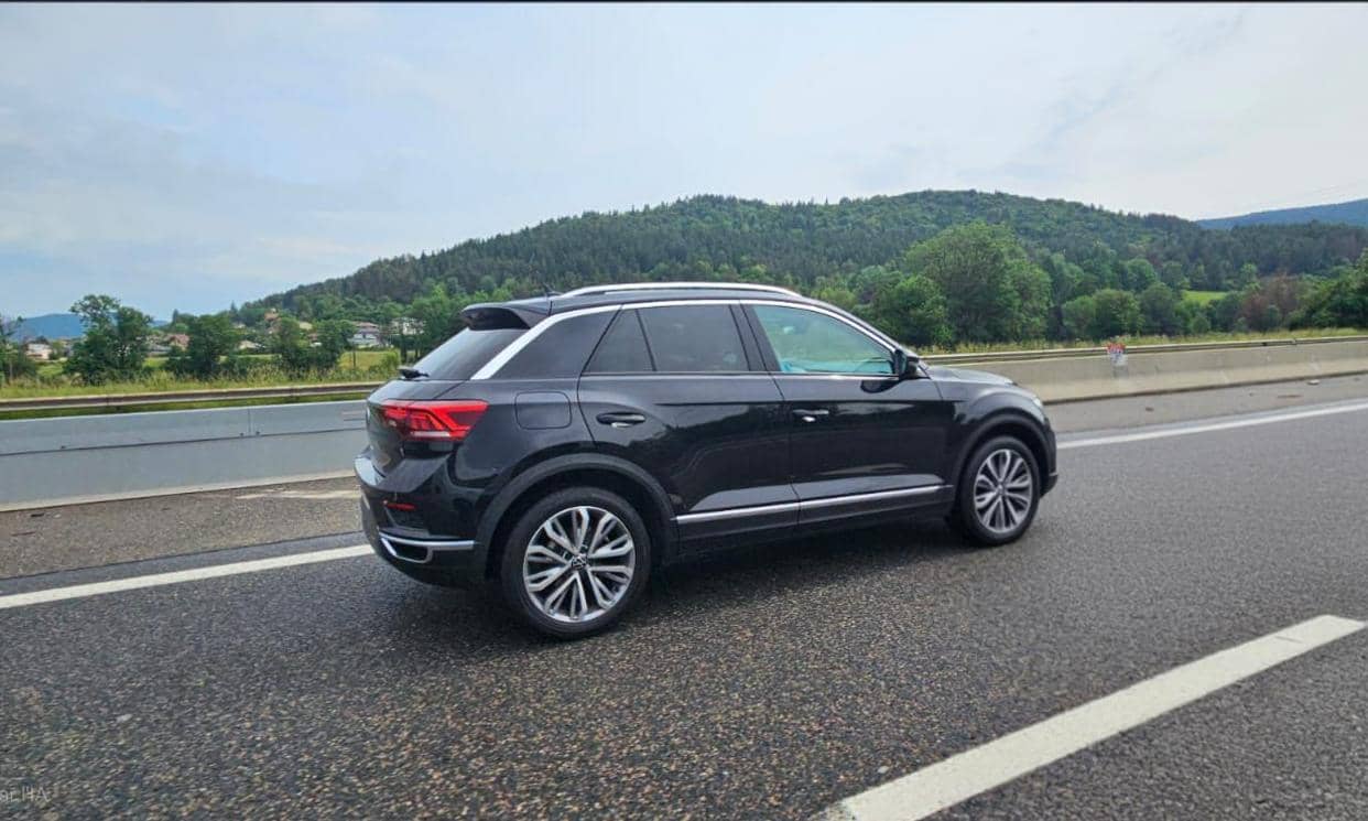 Volkswagen T-ROC — photo 2