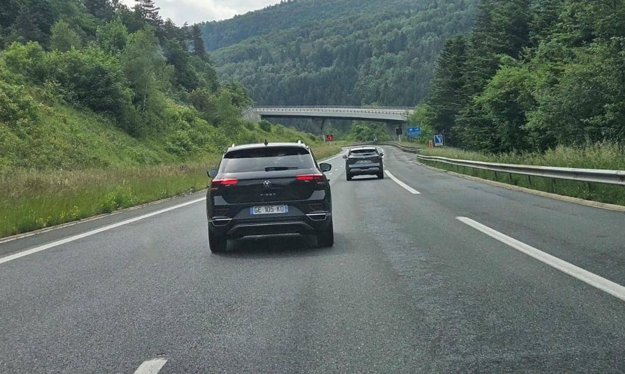 Volkswagen T-ROC — photo 3
