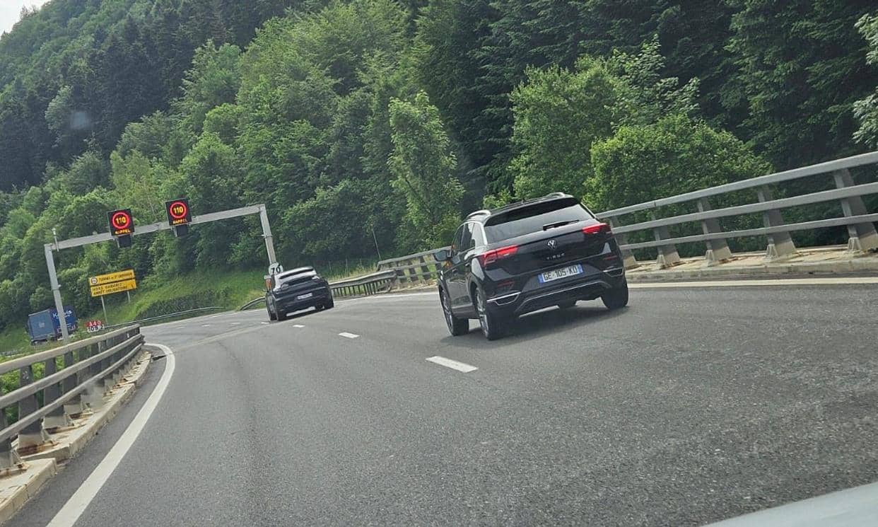 Volkswagen T-ROC — photo 6