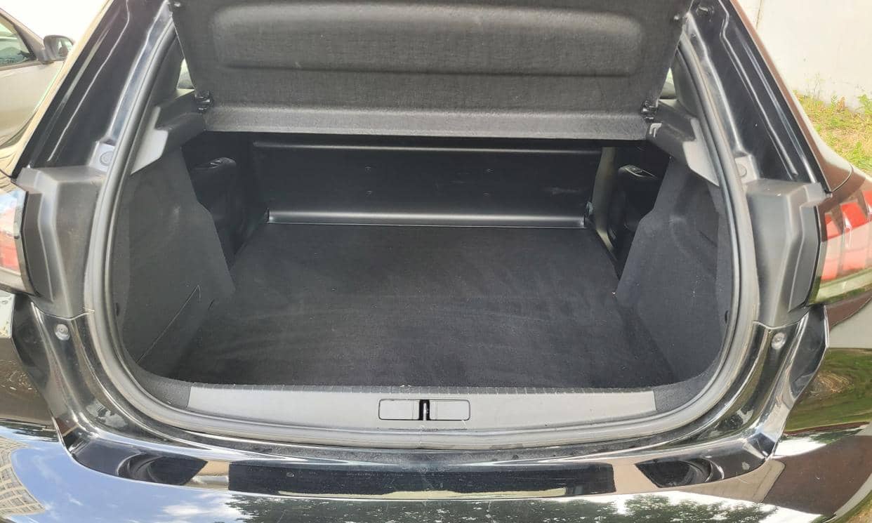 Peugeot 208 — photo 6