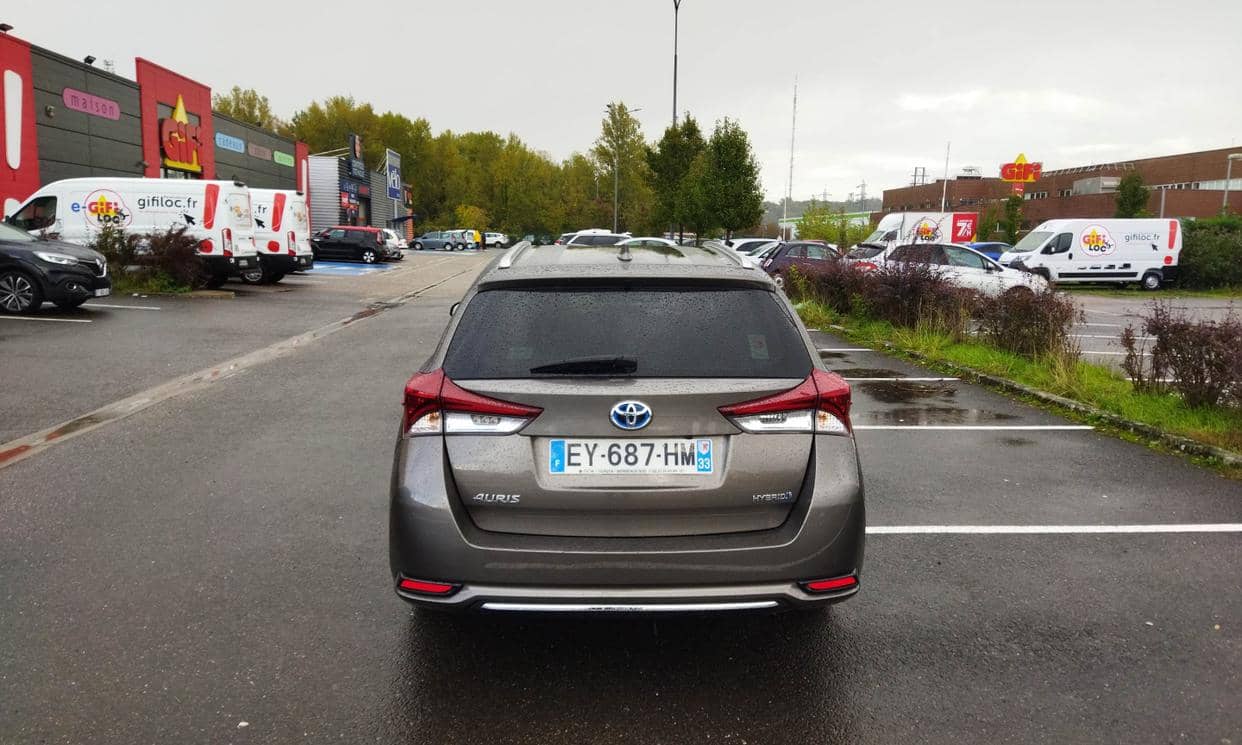 Toyota AURIS — photo 4