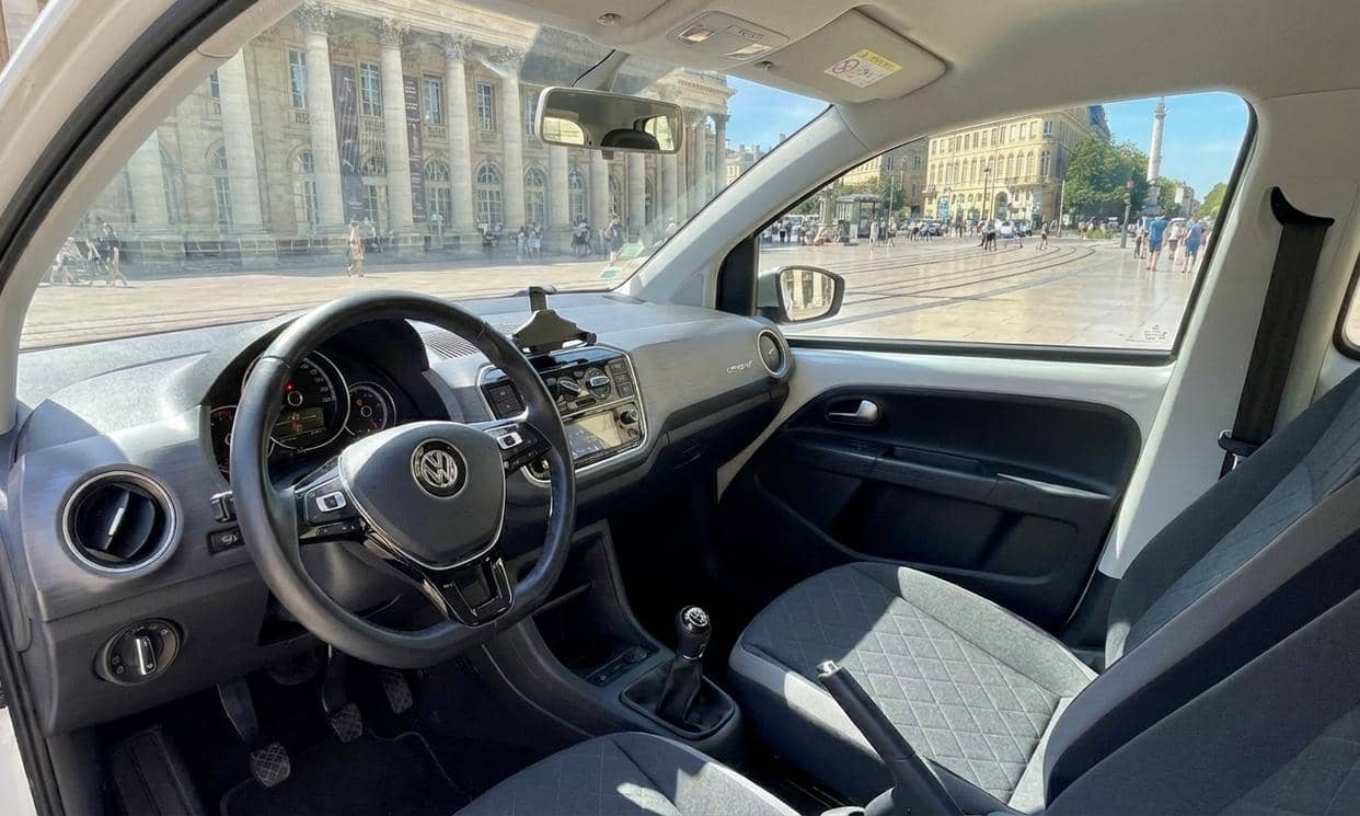 Volkswagen UP — photo 4