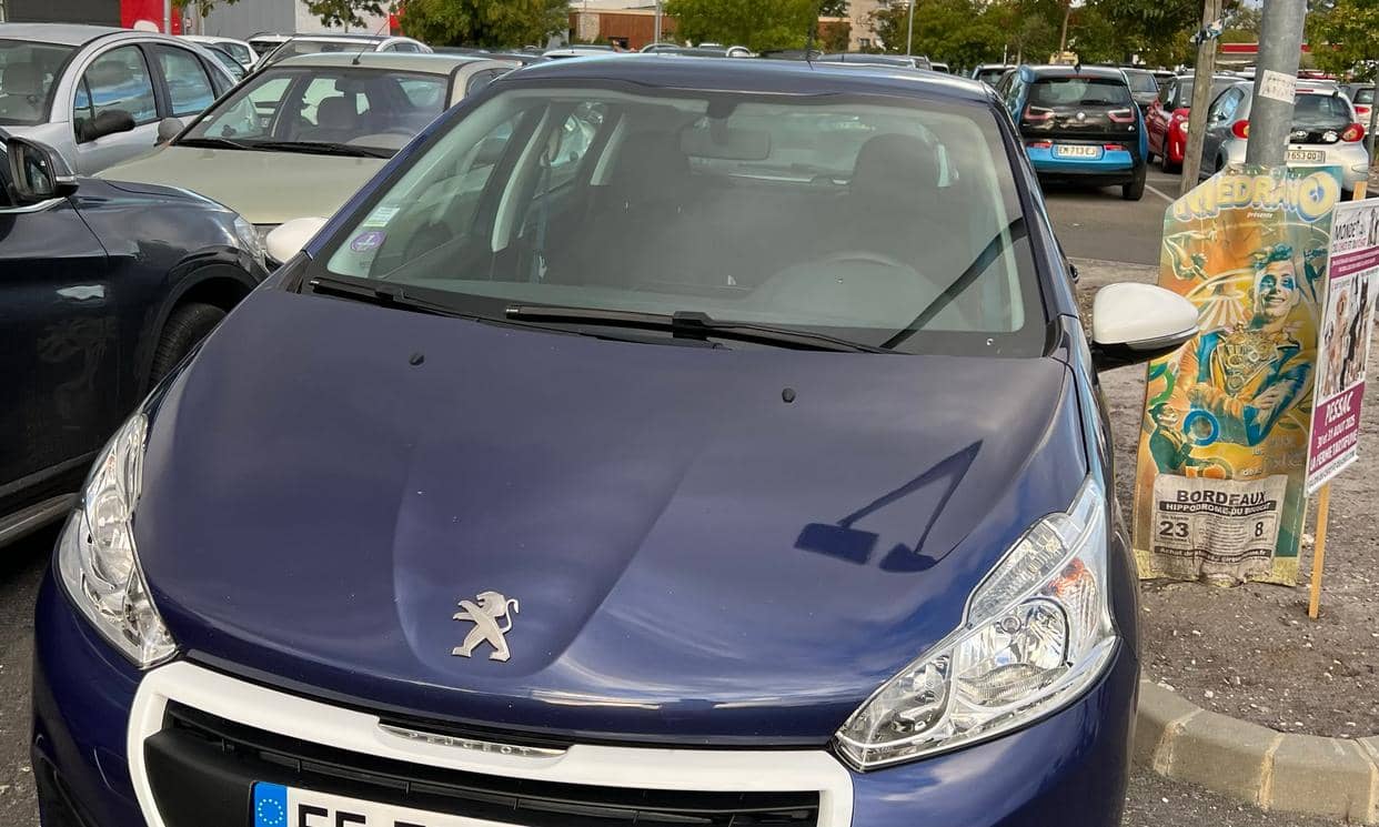 Peugeot 208 — photo 9
