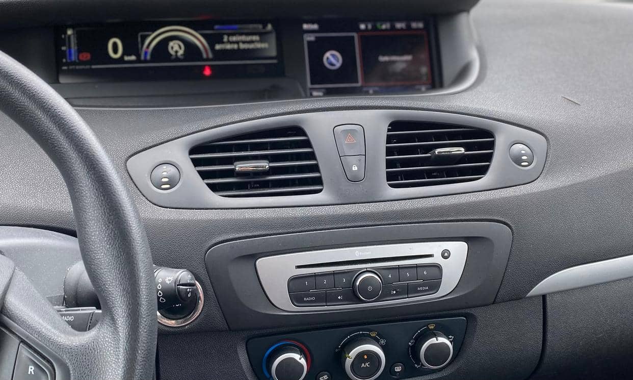 Renault GRAND SCENIC III — photo 10