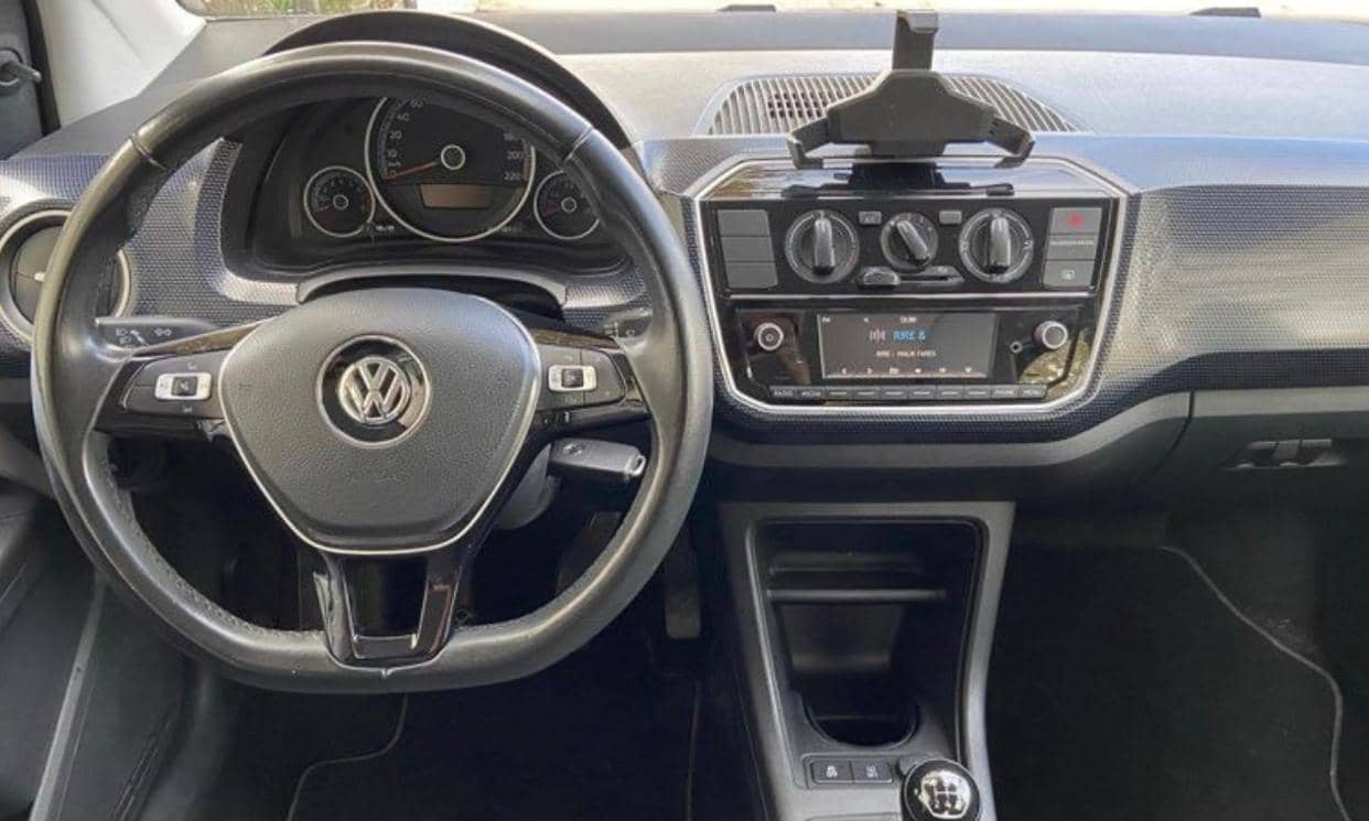 Volkswagen UP — photo 3