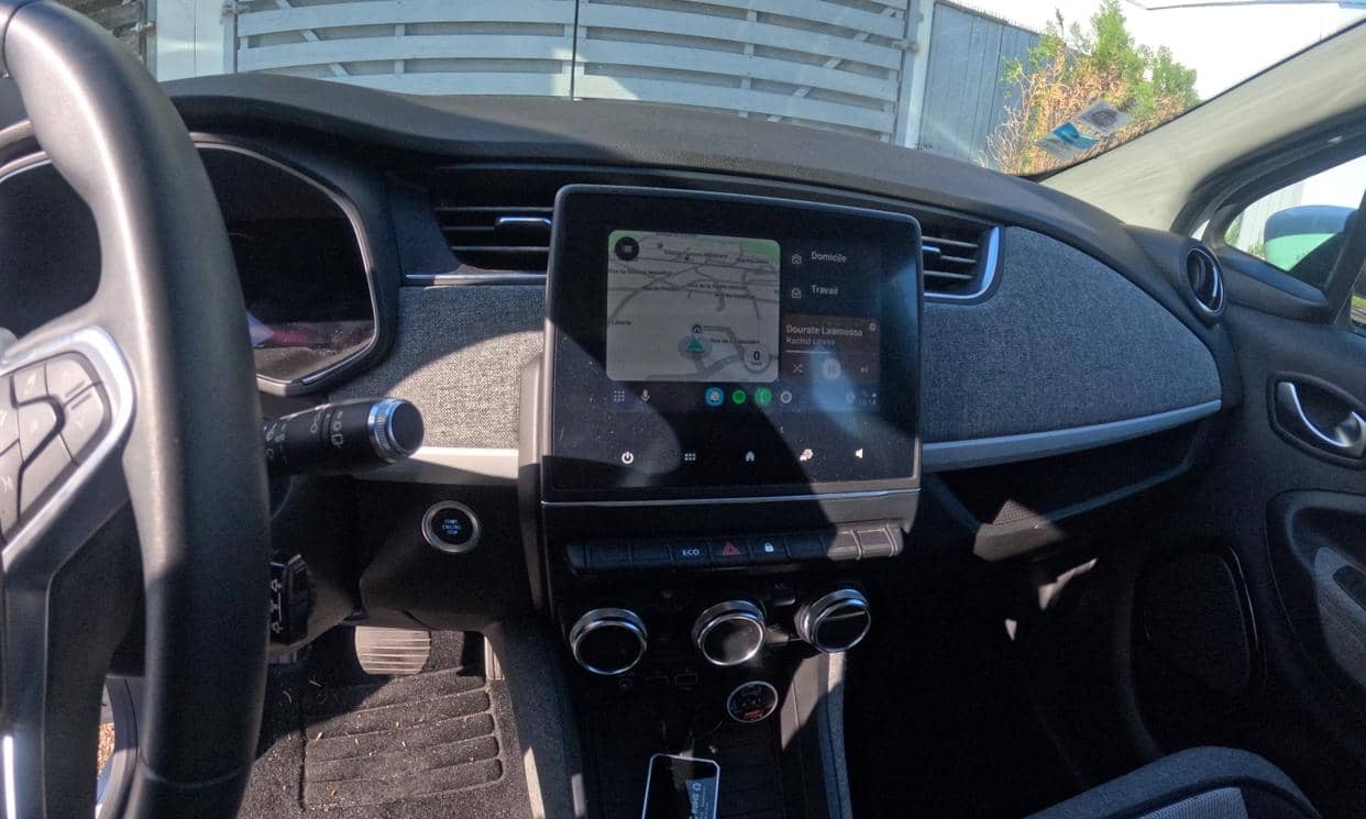 Renault ZOE — photo 6