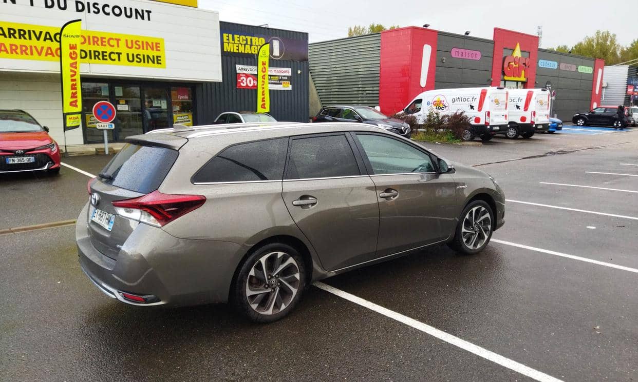 Toyota AURIS — photo 6