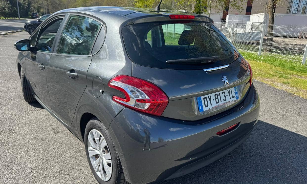 Peugeot 208 — photo 5