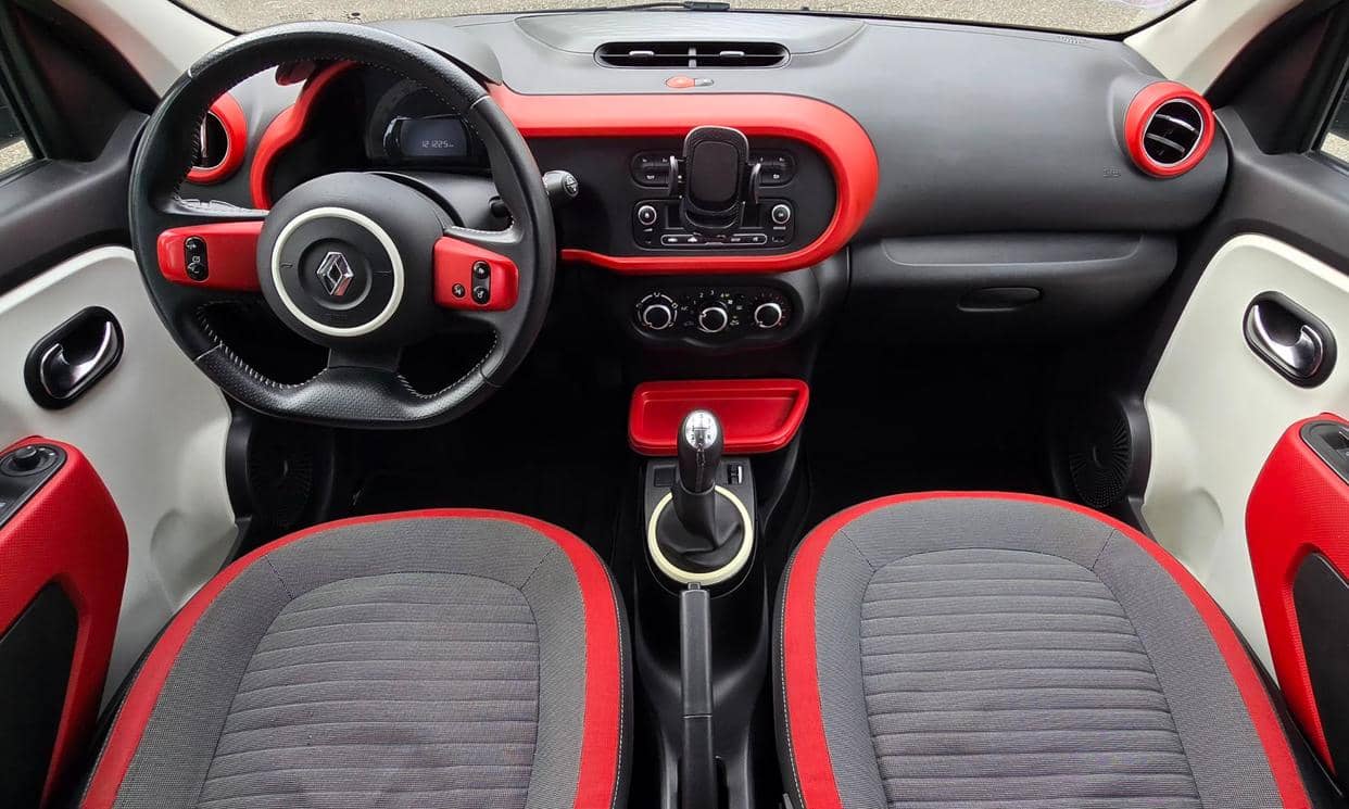 Renault TWINGO III — photo 11