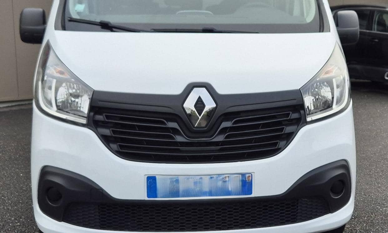 Renault TRAFIC III — photo 3