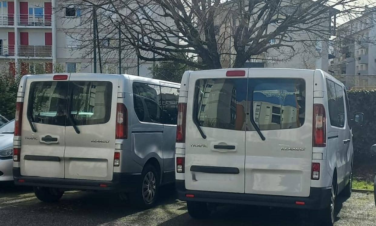 Renault TRAFIC III — photo 2