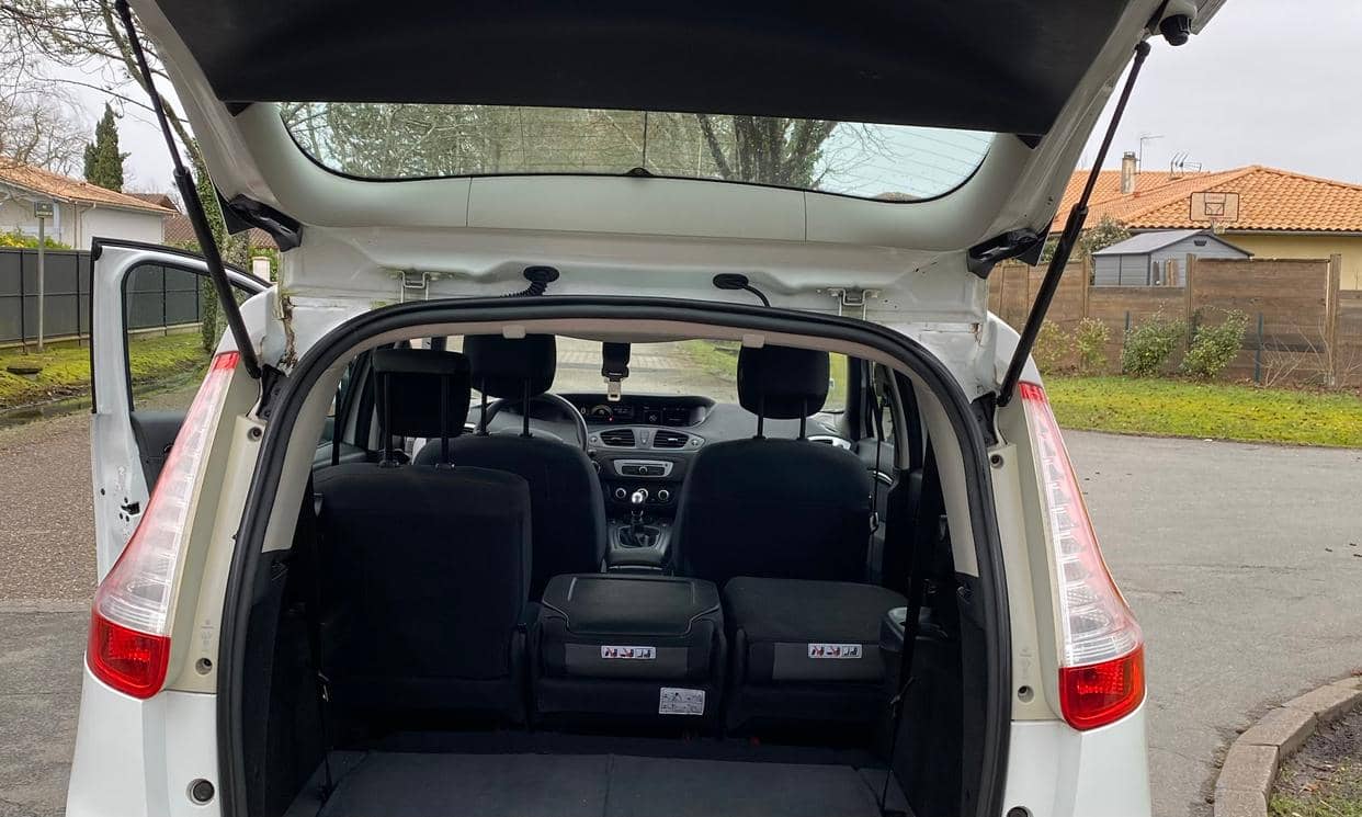 Renault GRAND SCENIC III — photo 9