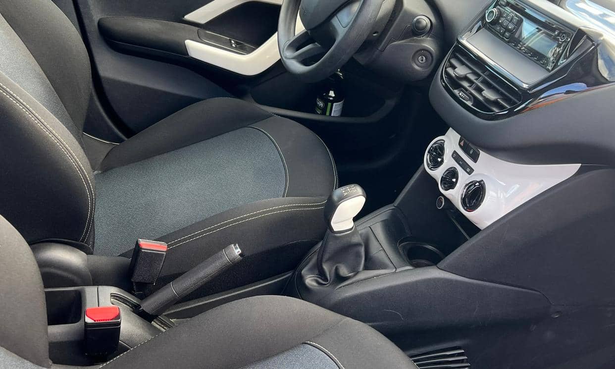 Peugeot 208 — photo 7