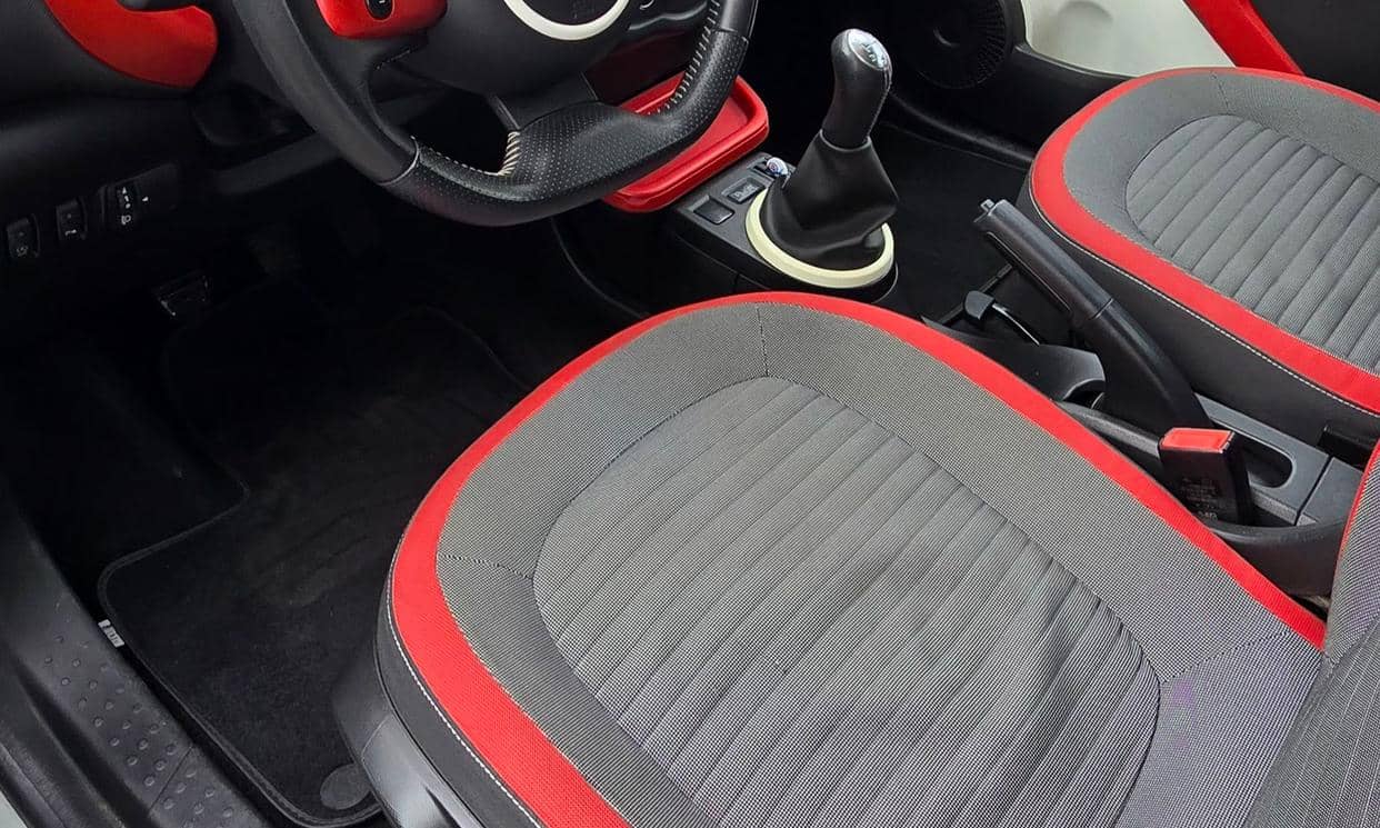 Renault TWINGO III — photo 10