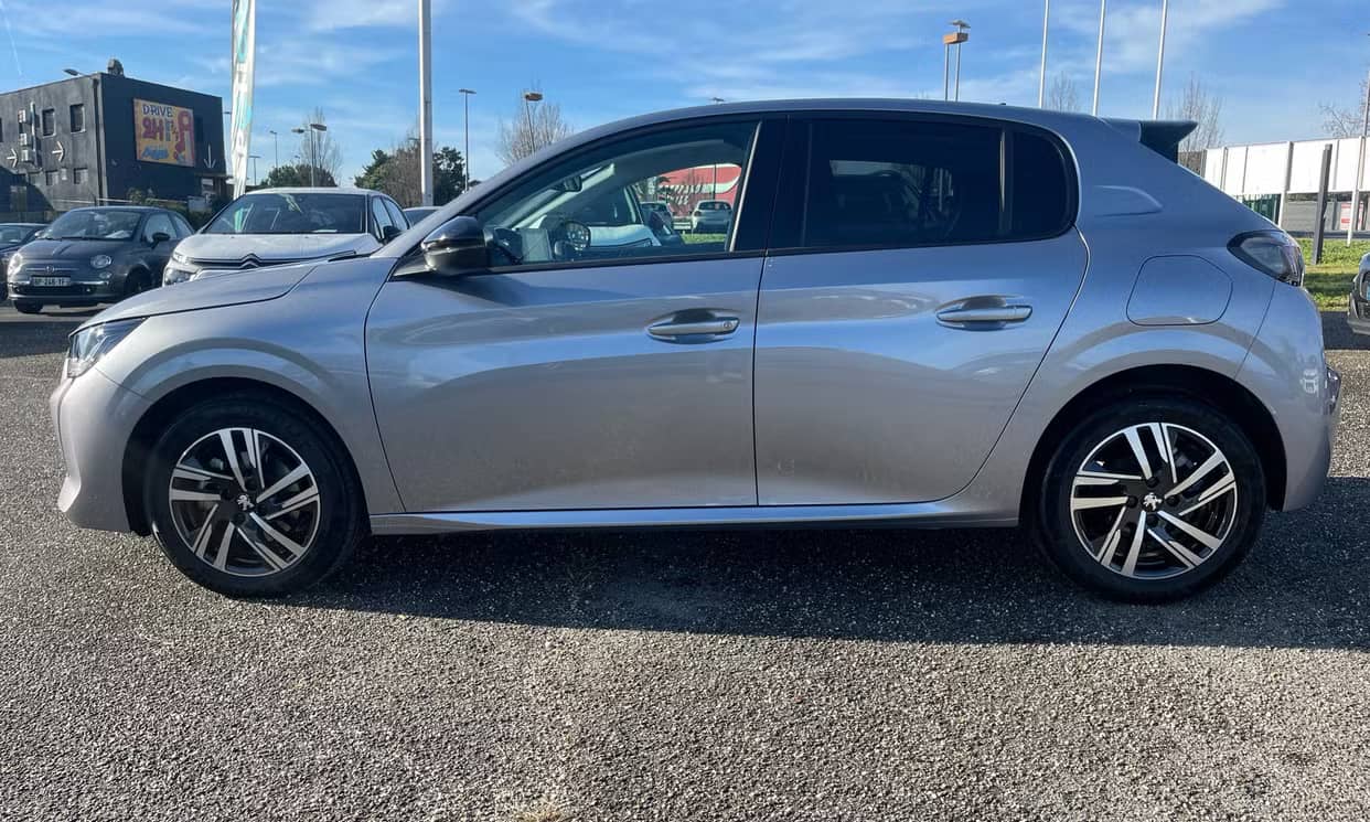 Peugeot 208 — photo 5