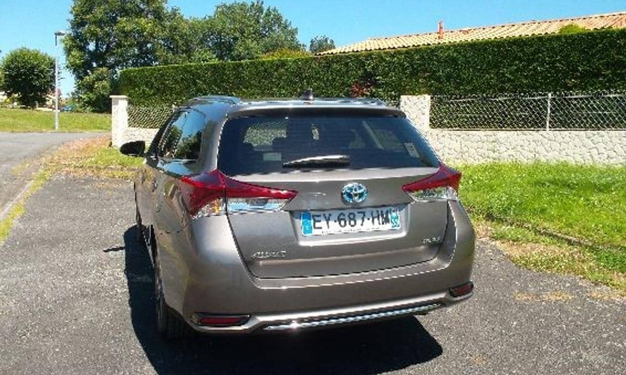 Toyota AURIS — photo 9