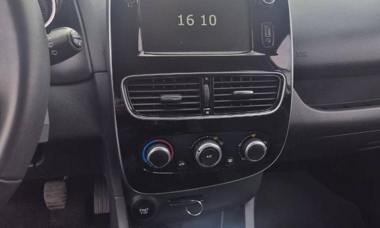Renault CLIO IV — photo 7