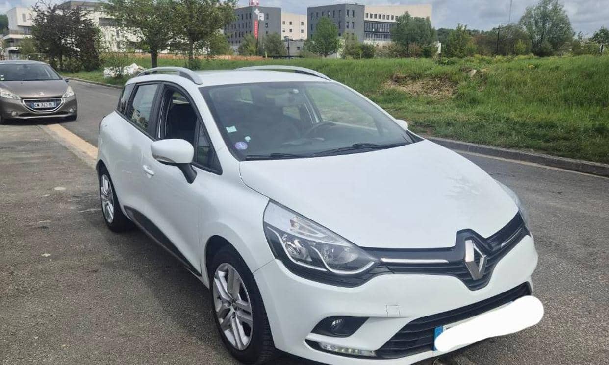Renault CLIO IV — photo 8