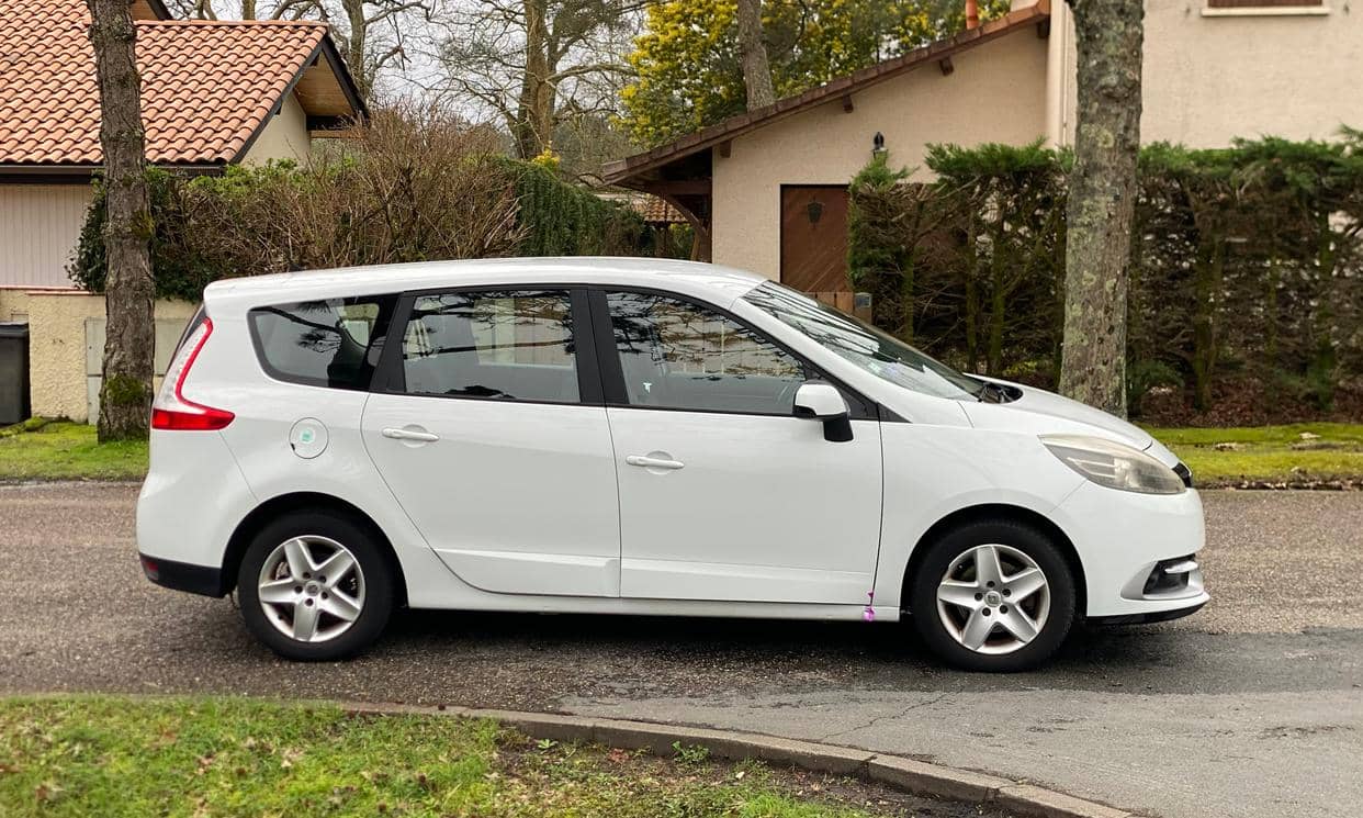 Renault GRAND SCENIC III — photo 4