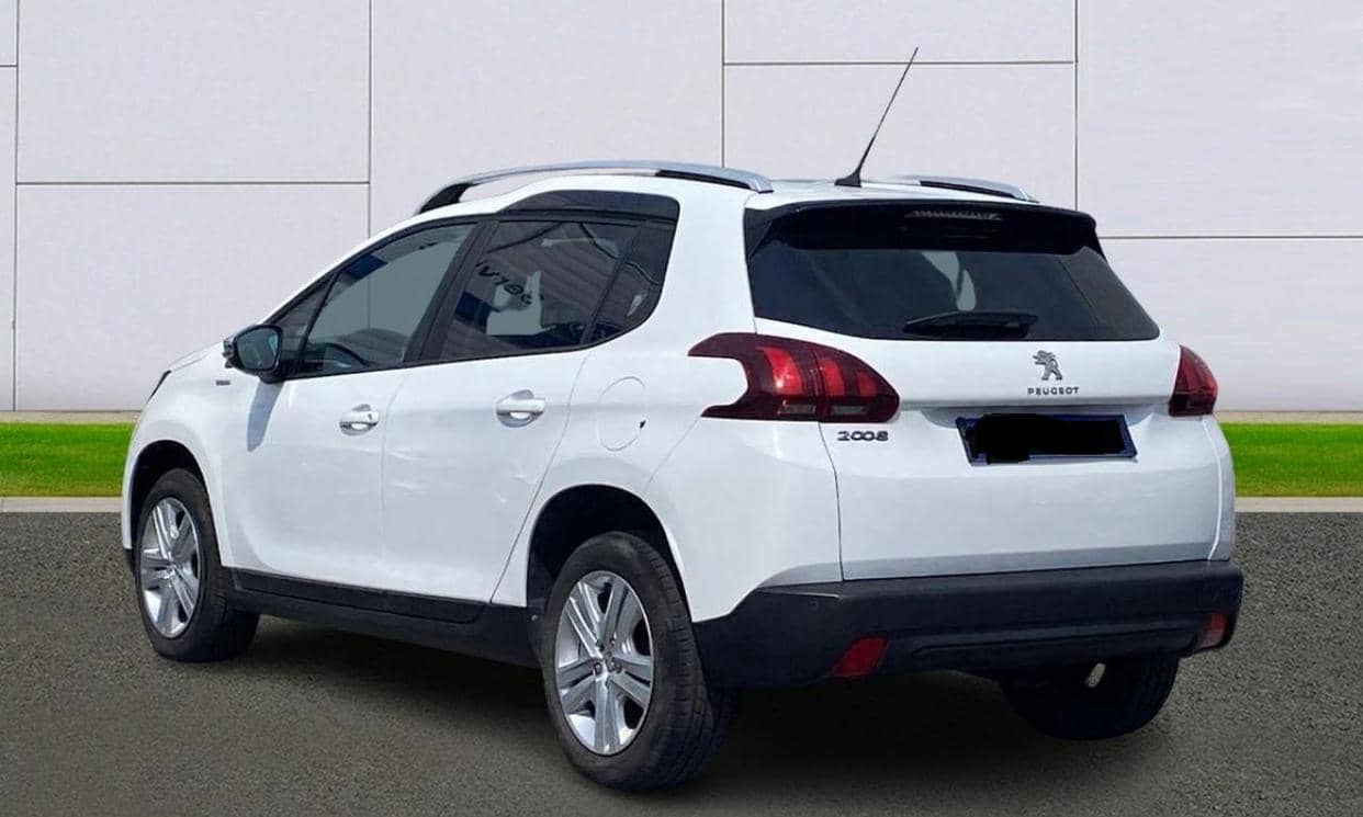 Peugeot 2008 — photo 2