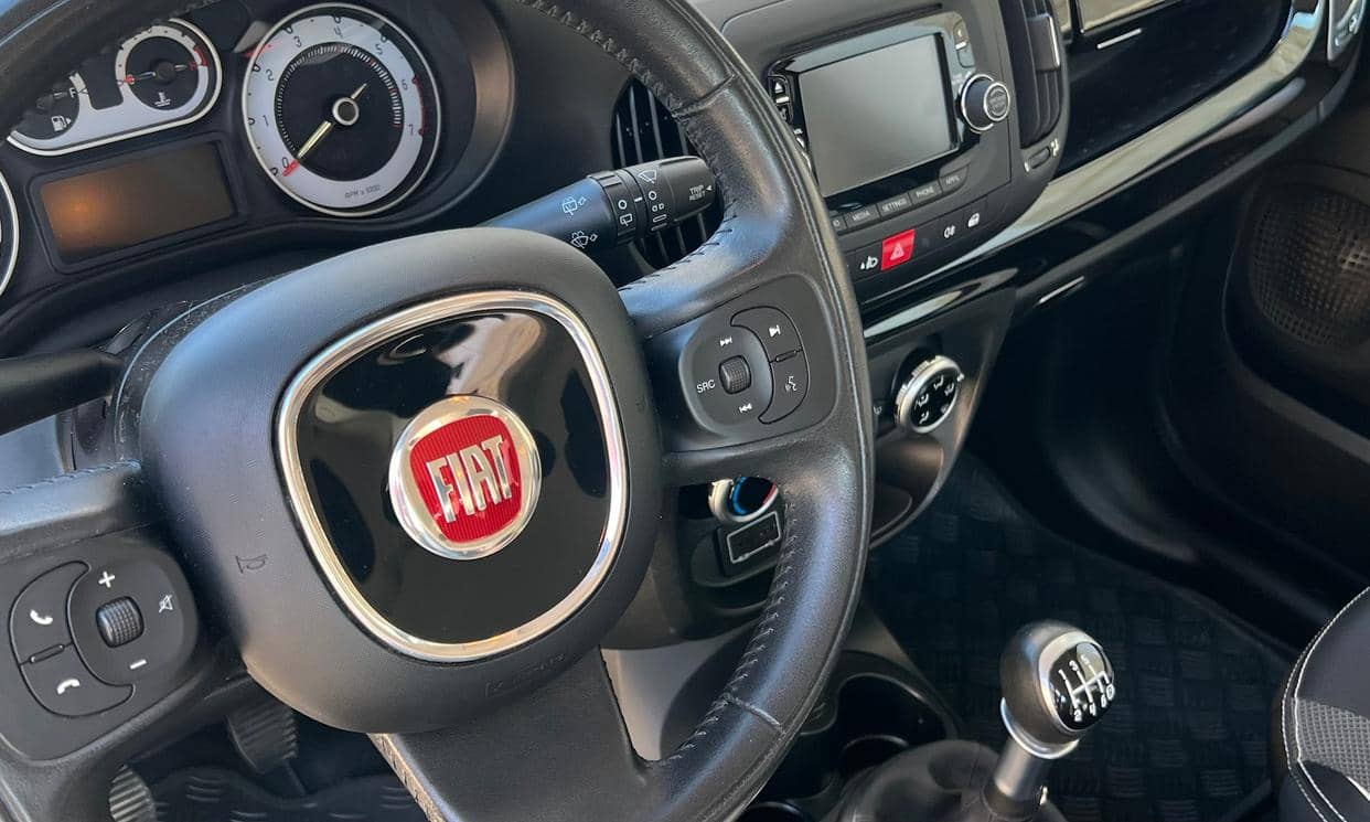 FIAT 500L — photo 6