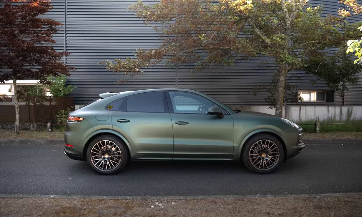 Porsche CAYENNE — photo 17
