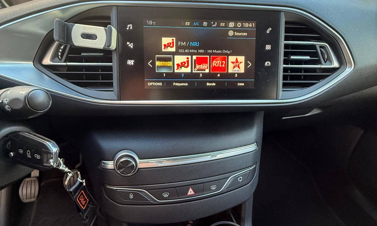 Peugeot 308 — photo 10
