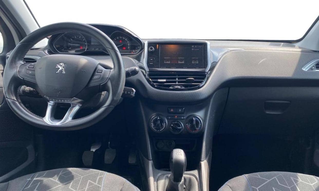 Peugeot 2008 — photo 8