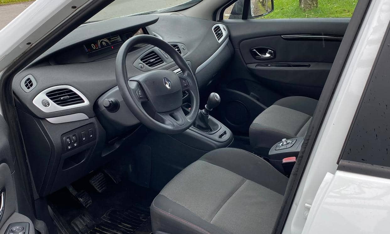 Renault GRAND SCENIC III — photo 8