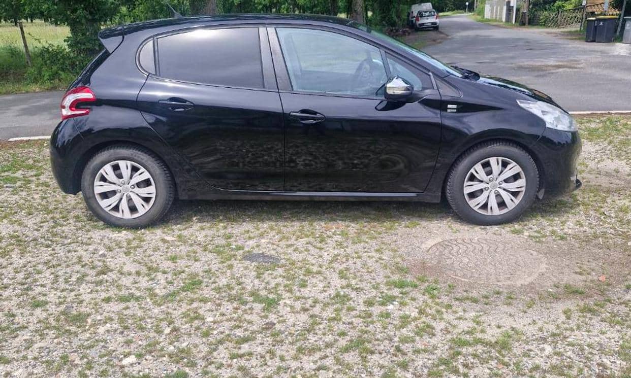 Peugeot 208 — photo 4