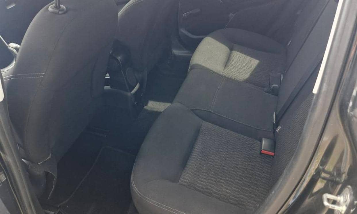 Peugeot 208 — photo 9