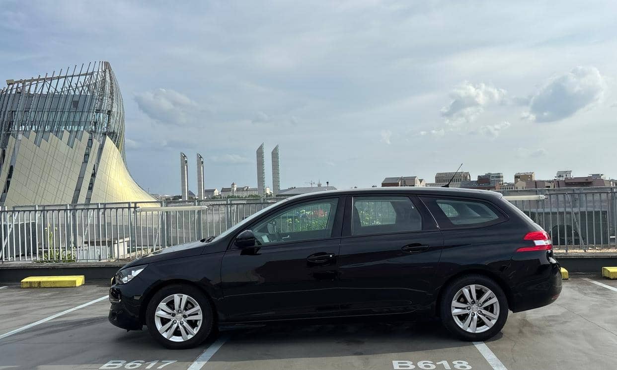 Peugeot 308 — photo 3