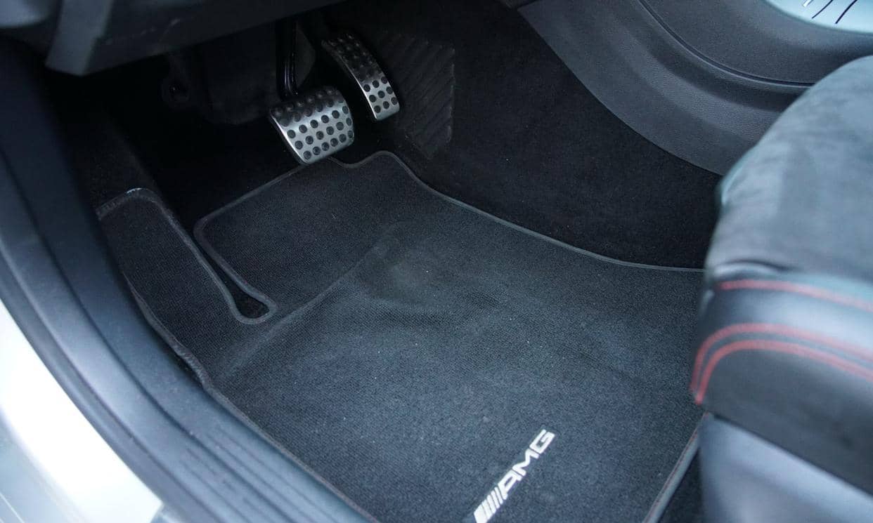 Mercedes-Benz CLA — photo 17