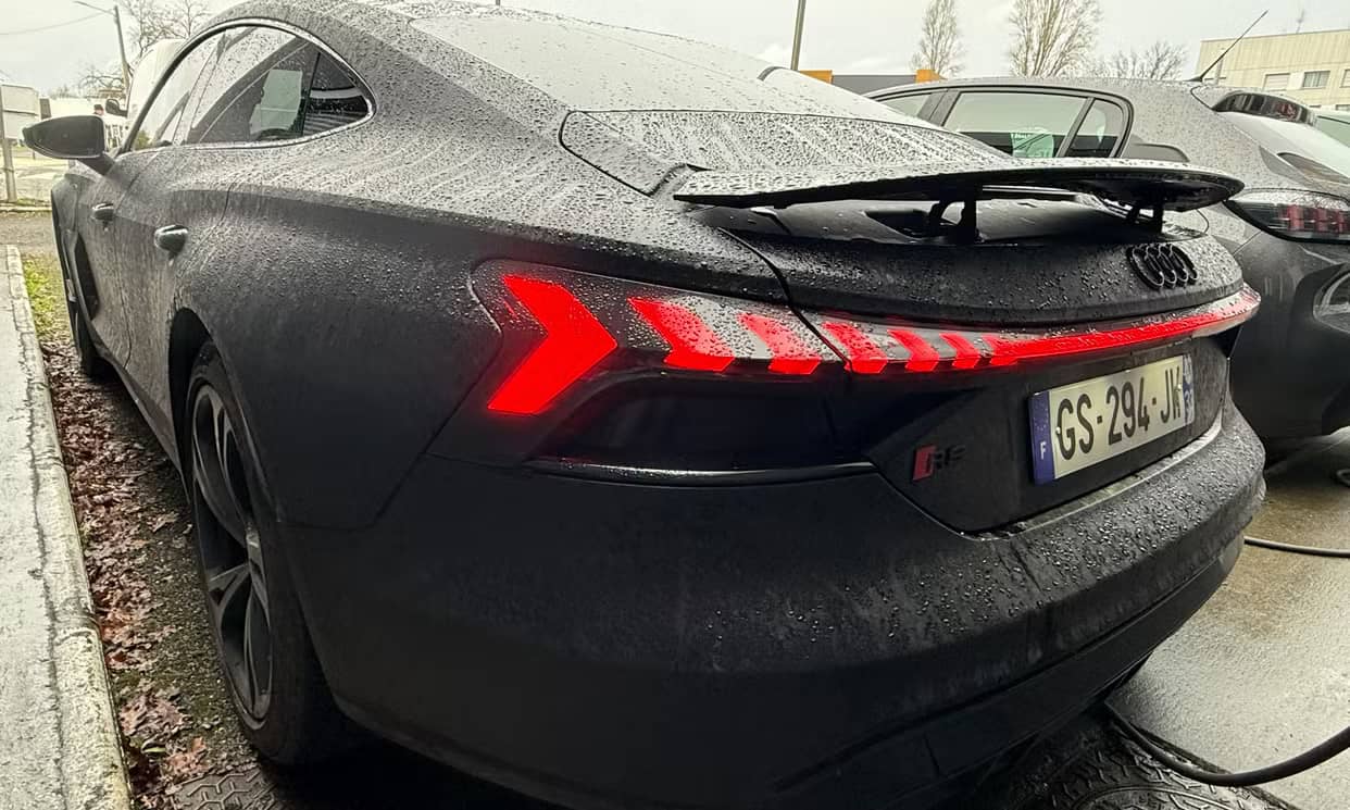 Audi RS E-TRON GT — photo 18