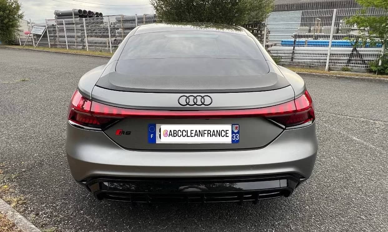Audi RS E-TRON GT — photo 15