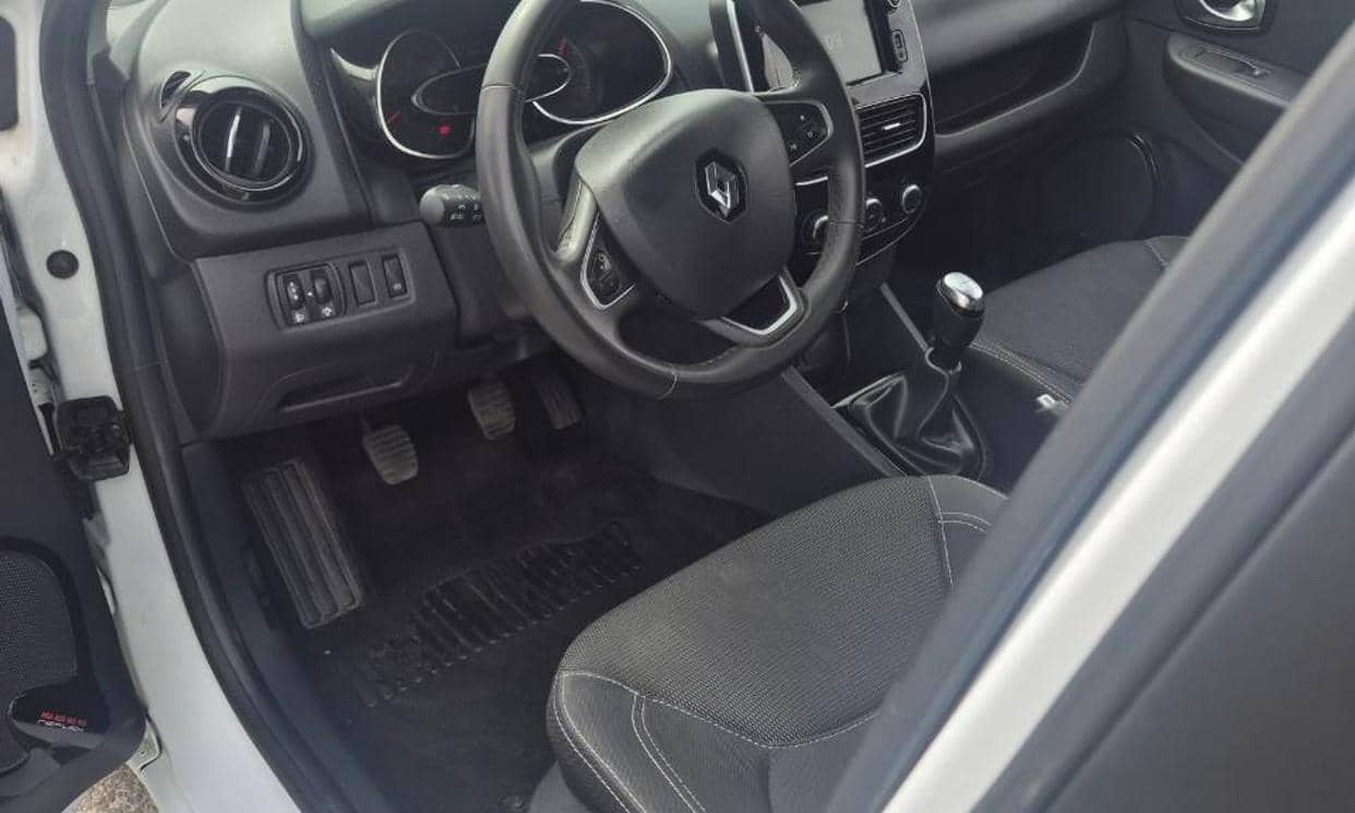 Renault CLIO IV — photo 6
