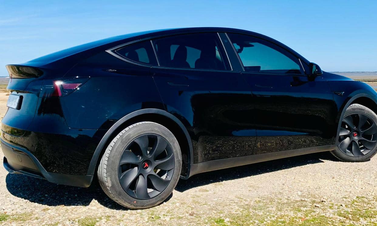 Tesla MODEL Y — photo 10