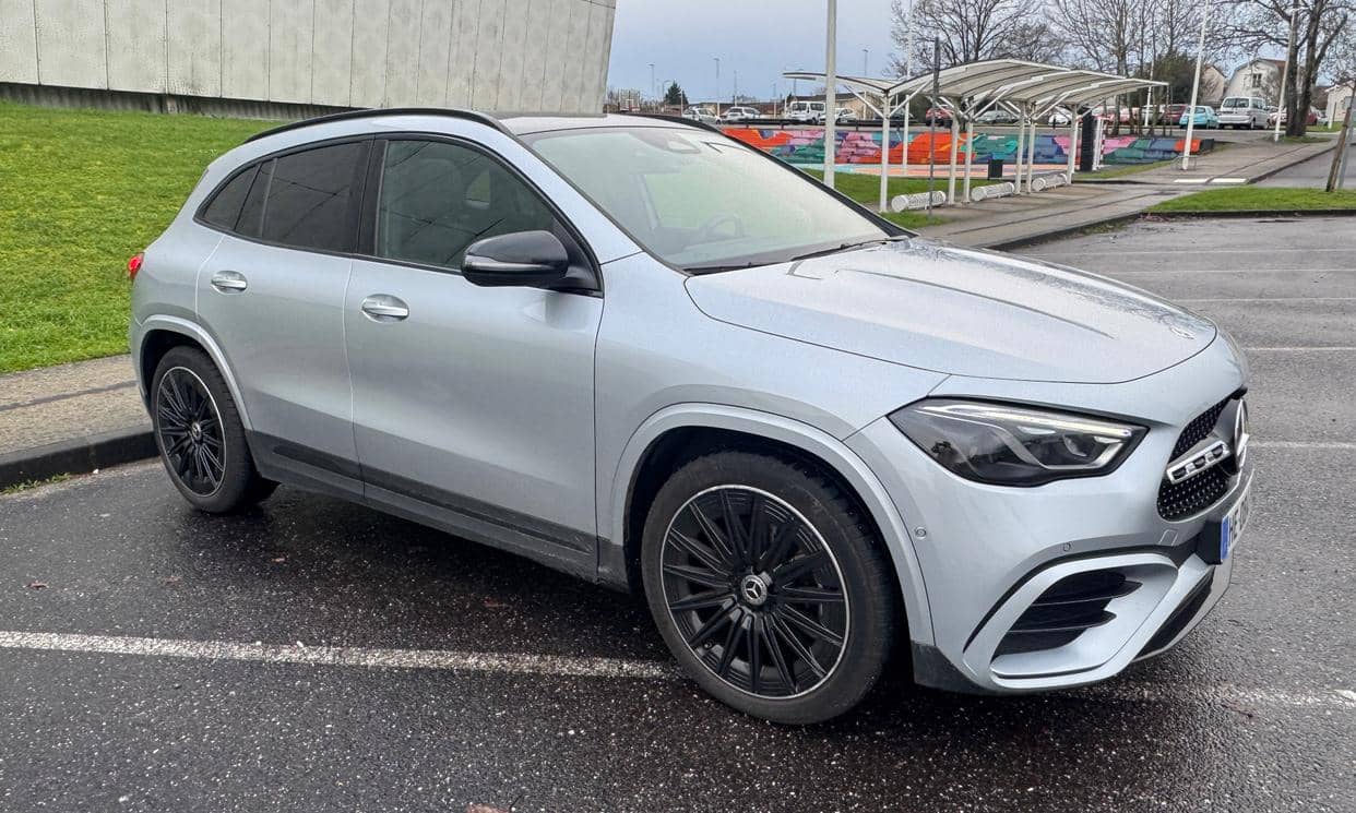 Mercedes-Benz GLA — photo 8