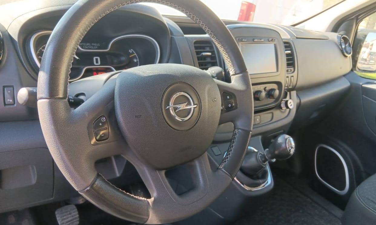 Opel VIVARO — photo 3