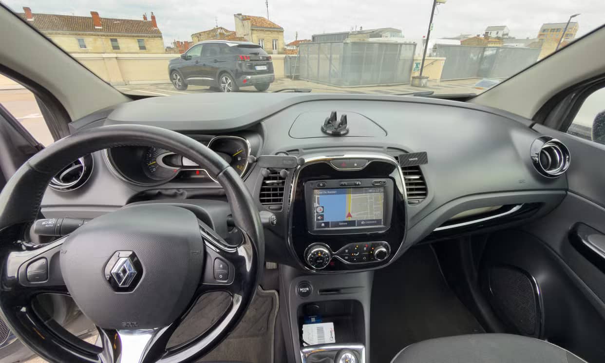 Renault CAPTUR — photo 6