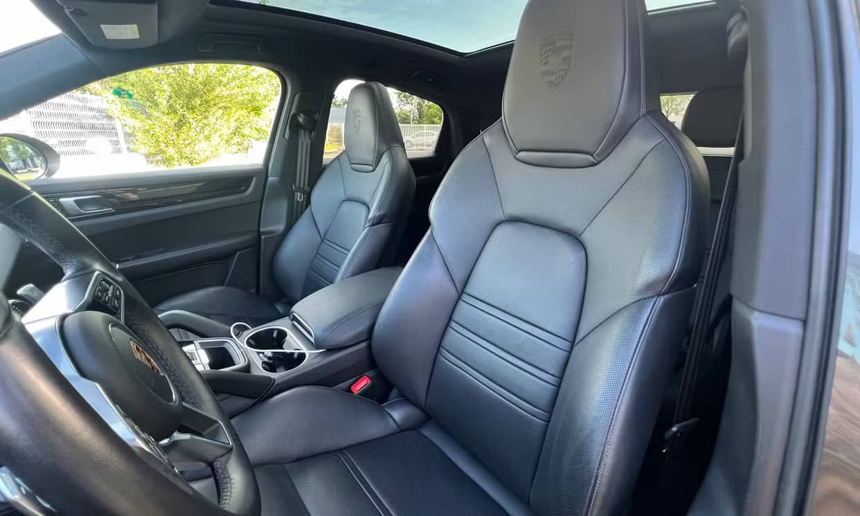Porsche CAYENNE — photo 11