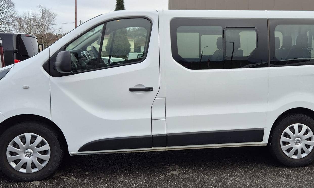 Renault TRAFIC III — photo 4