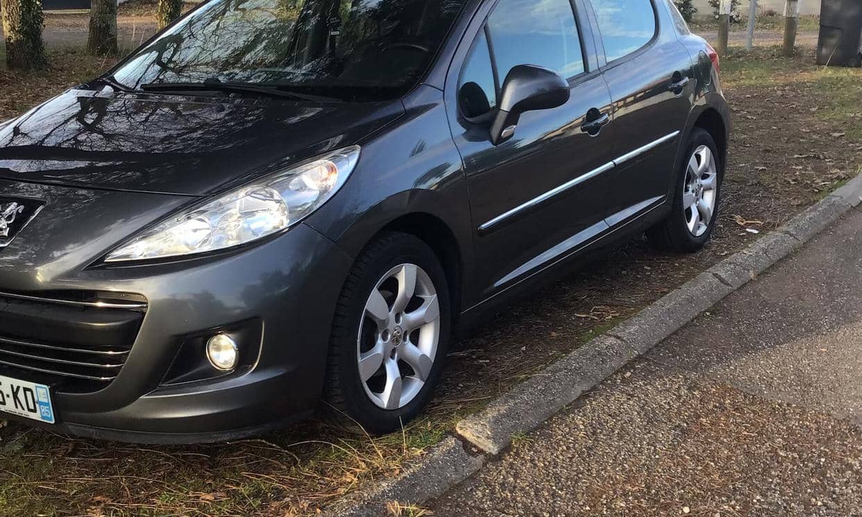 Peugeot 207 — photo 8