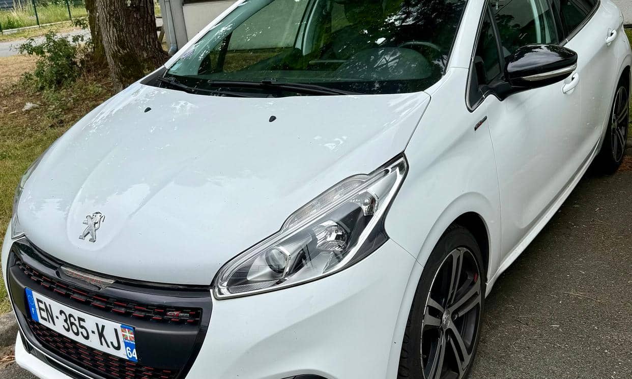 Peugeot 208 — photo 7