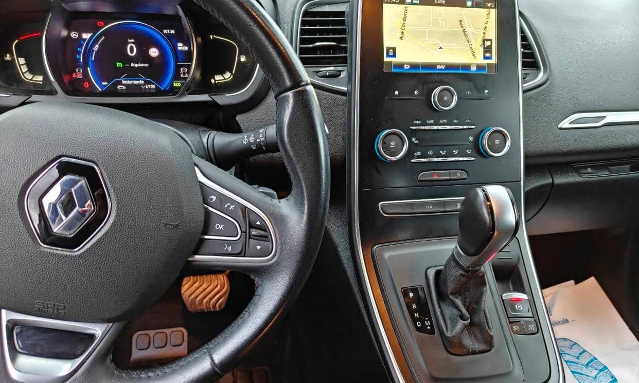Renault GRAND SCENIC IV — photo 2