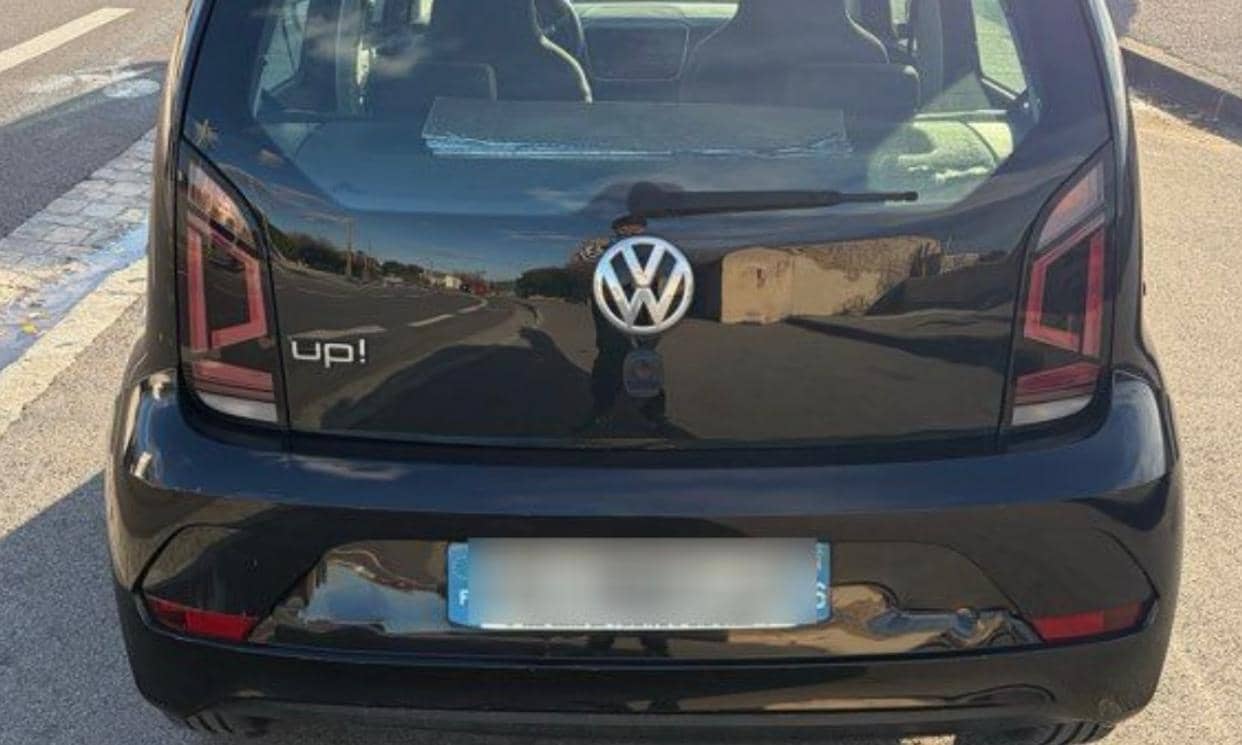 Volkswagen UP — photo 3