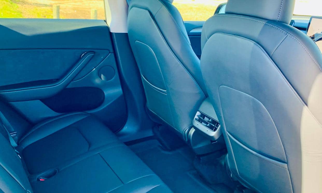 Tesla MODEL Y — photo 4