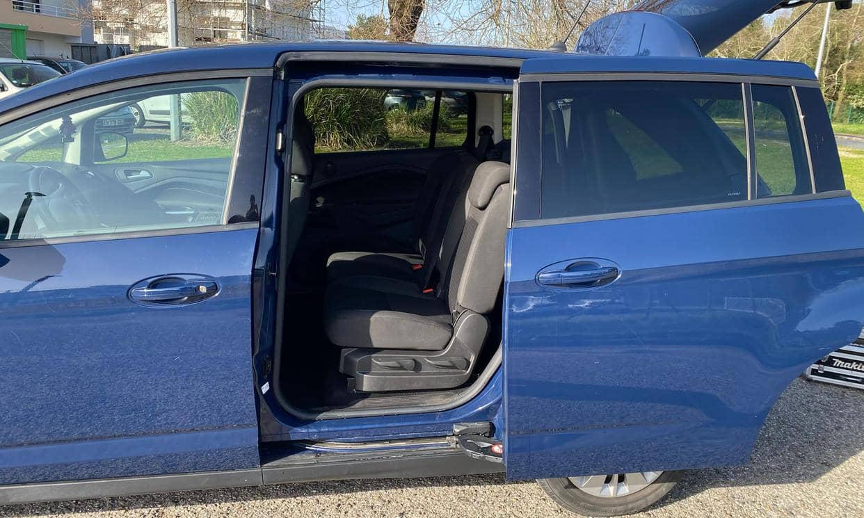 Ford GRAND C-MAX — photo 5